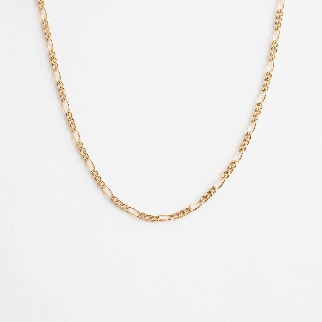 Figaro chain necklace gold