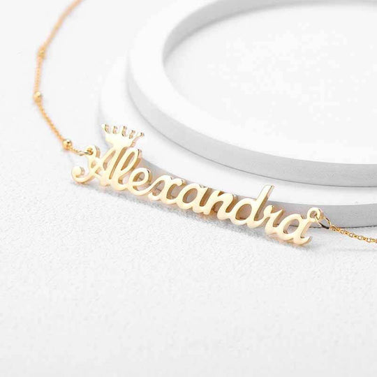 queen name necklace gold show